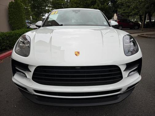 2021 Porsche Macan Base