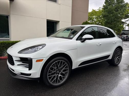 2021 Porsche Macan Base