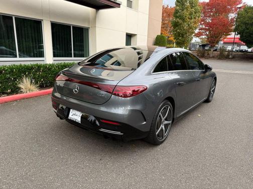 2023 Mercedes-Benz EQE 350 4MATIC+