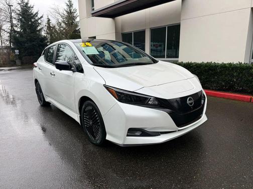 2024 Nissan Leaf SV PLUS