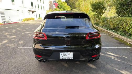 2018 Porsche Macan S