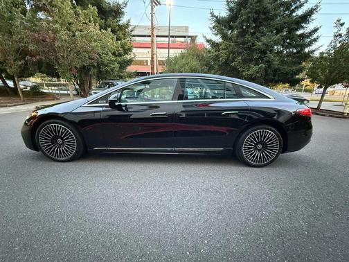 2023 Mercedes-Benz EQS 450 4MATIC