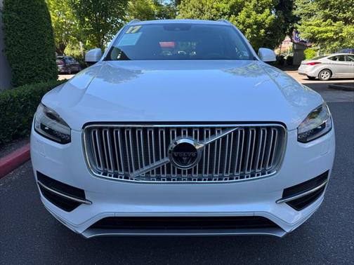 2017 Volvo XC90 Hybrid T8 Inscription