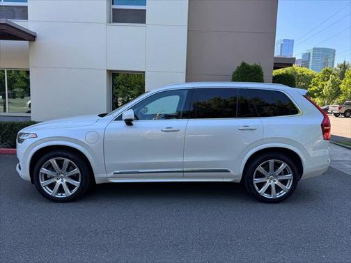 2017 Volvo XC90 Hybrid T8 Inscription