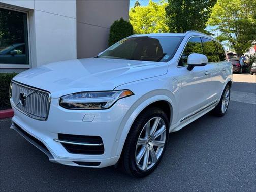 2017 Volvo XC90 Hybrid T8 Inscription