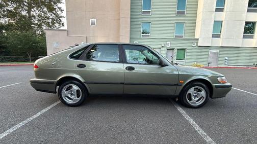 1999 Saab 9-3 Hatchback 4D