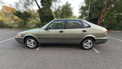 1999 Saab 9-3 Hatchback 4D
