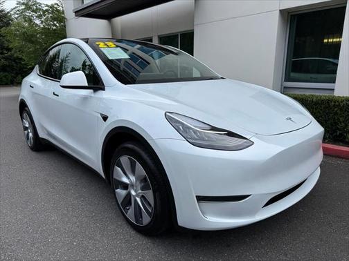 2023 Tesla Model Y AWD