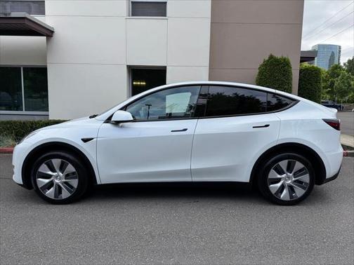 2023 Tesla Model Y AWD