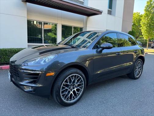 2018 Porsche Macan Base
