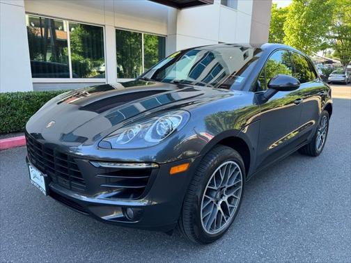 2018 Porsche Macan Base