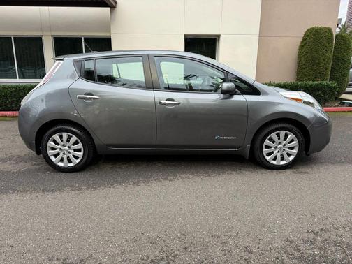 2017 Nissan Leaf S