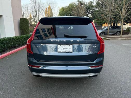 2019 Volvo XC90 T6 Inscription