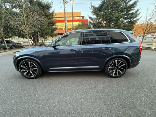 2019 Volvo XC90 T6 Inscription
