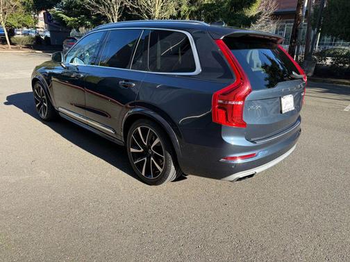 2019 Volvo XC90 T6 Inscription