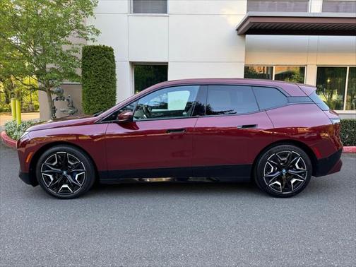 2022 BMW iX xDrive50