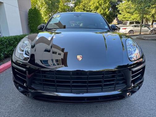 2018 Porsche Macan Base