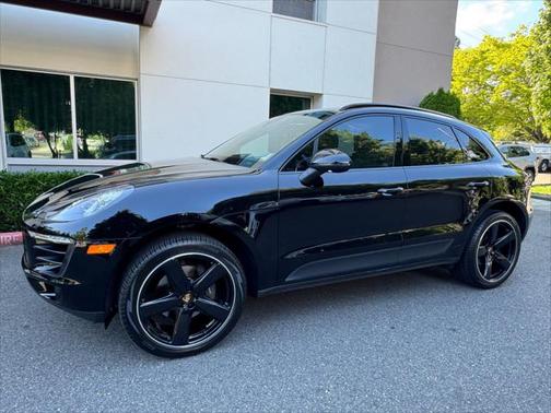 2018 Porsche Macan Base