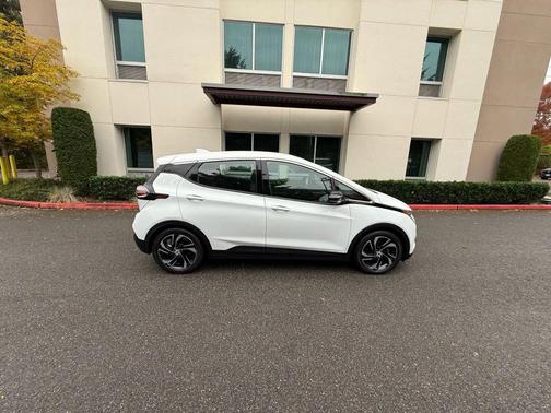 2023 Chevrolet Bolt EV FWD 2LT