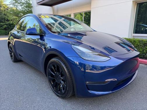 2023 Tesla Model Y Long Range Dual Motor All-Wheel Drive