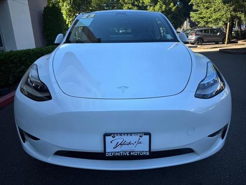 2023 Tesla Model Y Long Range Dual Motor All-Wheel Drive