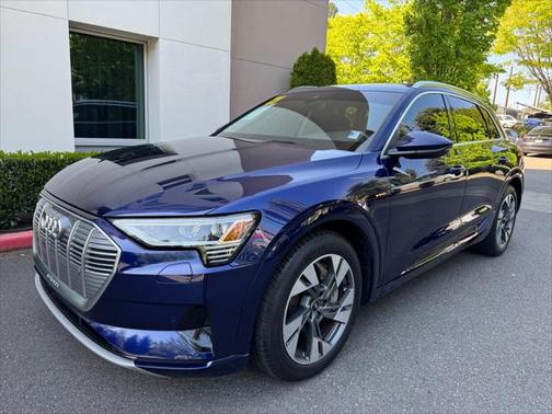 2021 Audi e-tron Premium
