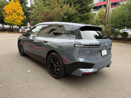 2022 BMW iX xDrive50