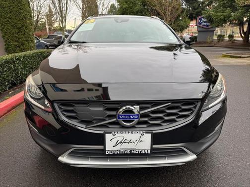 2016 Volvo V60 Cross Country T5