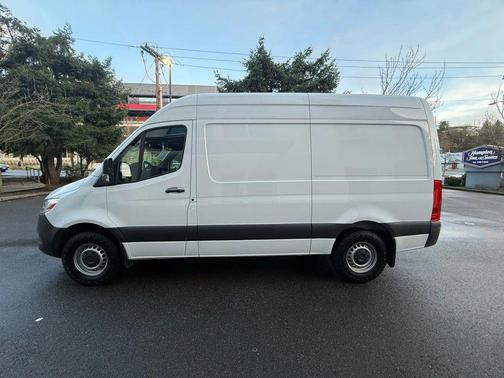 2022 Mercedes-Benz Sprinter 2500 High Roof