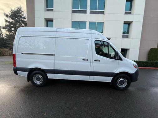 2022 Mercedes-Benz Sprinter 2500 High Roof