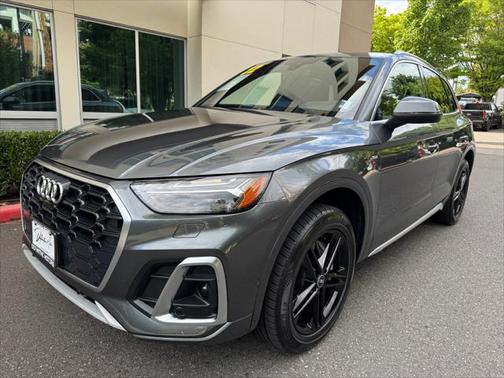2022 Audi Q5 e 55 S line Prestige