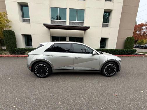 2023 Hyundai IONIQ 5 Limited