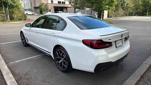 2022 BMW 530e Base