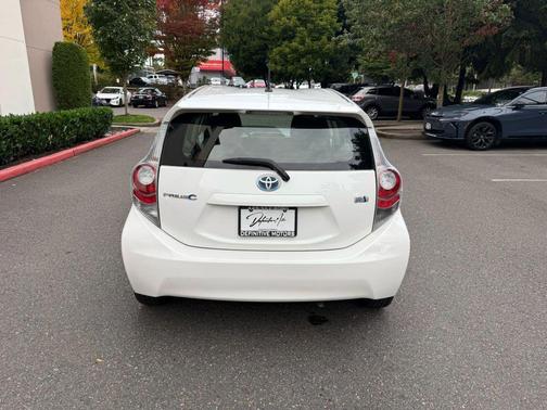 2012 Toyota Prius c Four