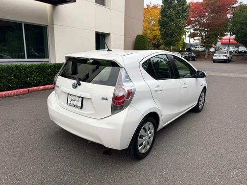 2012 Toyota Prius c Four