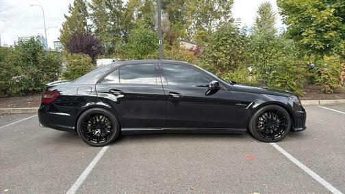2010 Mercedes-Benz E-Class E 63 AMG Sedan 4D