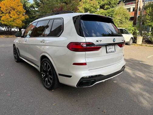 2020 BMW X7 xDrive40i