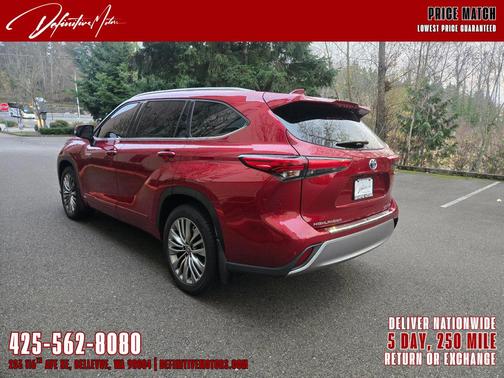 2021 Toyota Highlander Hybrid Platinum