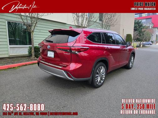 2021 Toyota Highlander Hybrid Platinum