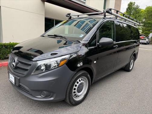 2020 Mercedes-Benz Metris Base