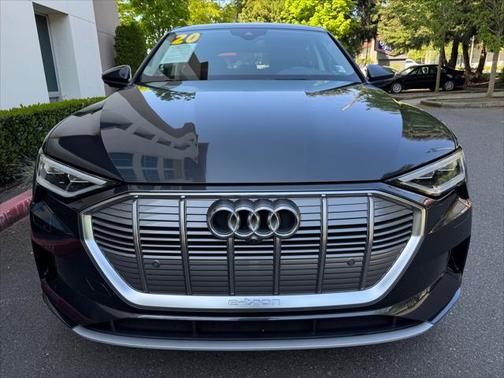 2020 Audi e-tron Sportback Premium Plus