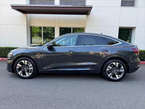 2020 Audi e-tron Sportback Premium Plus