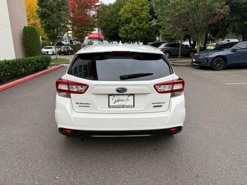 2018 Subaru Impreza 2.0i Sport