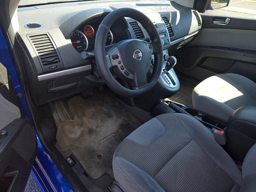 2010 Nissan Sentra 2.0 SR