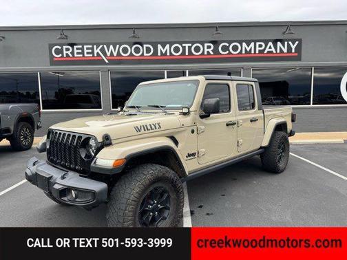 2022 Jeep Gladiator Sport