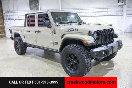 2022 Jeep Gladiator Sport