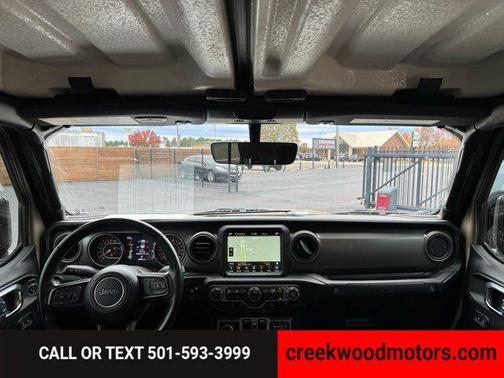 2022 Jeep Gladiator Sport