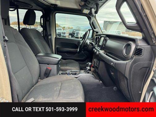 2022 Jeep Gladiator Sport