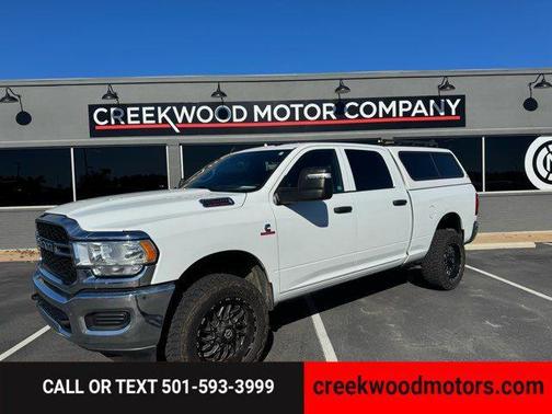 2023 RAM 2500 Tradesman Crew Cab 4x4 6'4' Box