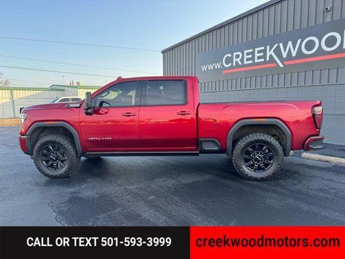 2024 GMC Sierra 2500 AT4